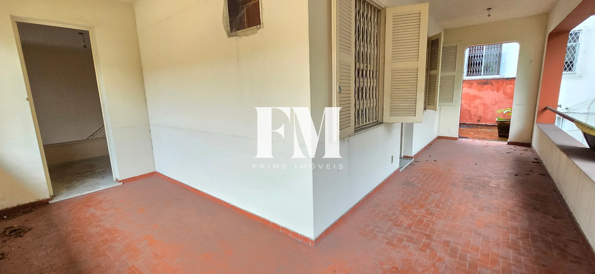 Residência Exclusiva em Centro de Terreno em Laranjeiras - foto 41