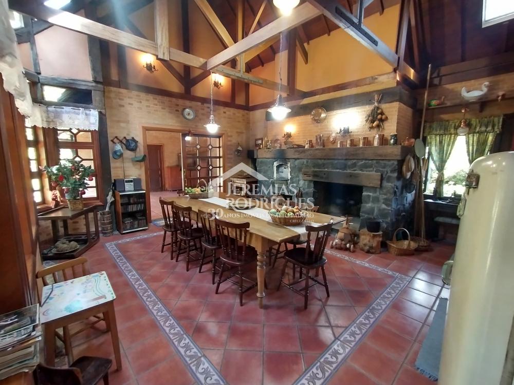 Casa com 6 dormitórios, 735 m² - Condomínio Jardim Véu da Noiva - Campos do Jordão/SP