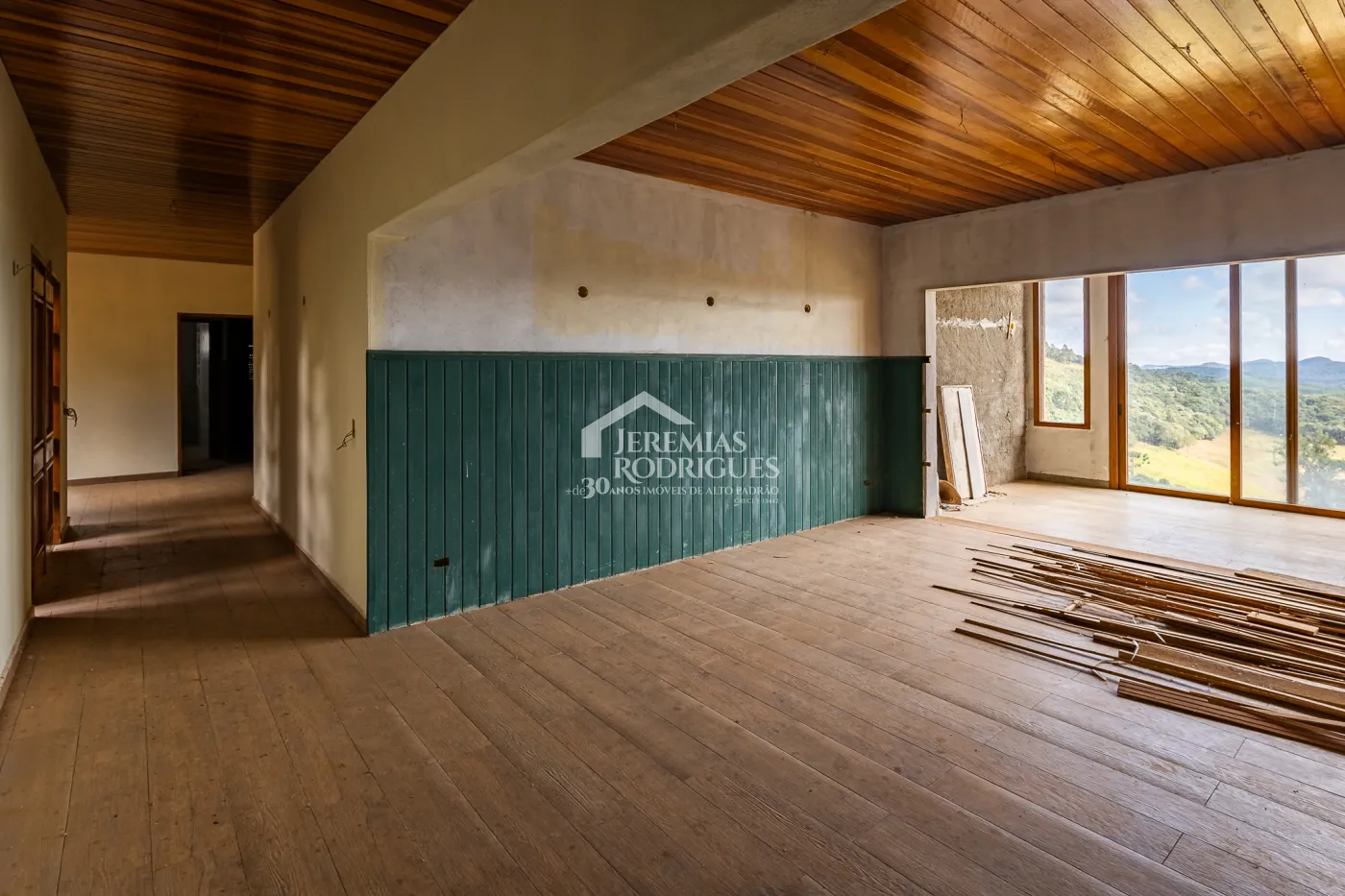 Fazenda com 2.904.000 m² - Sapucaí-Mirim - MG