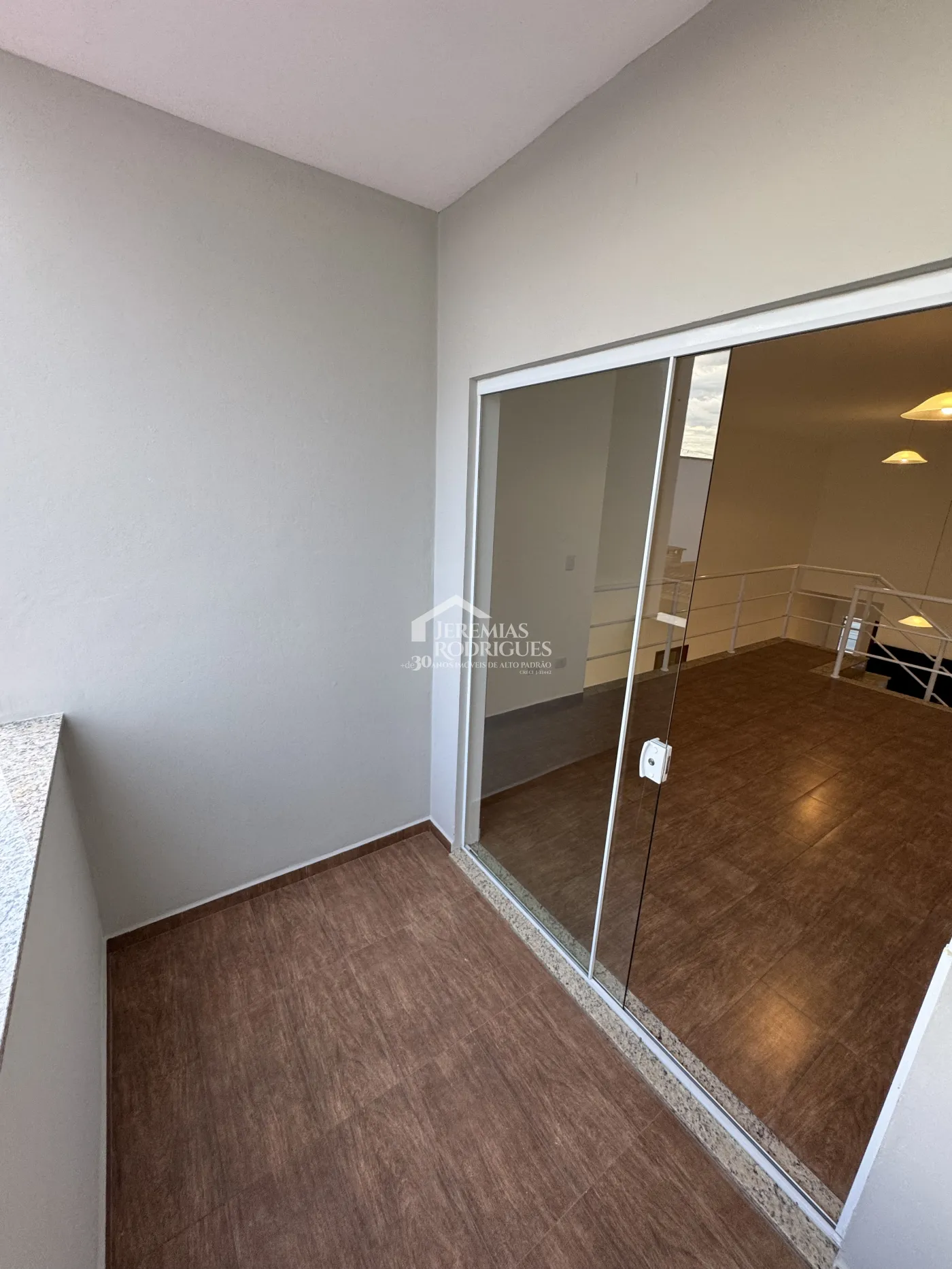 Casa para venda com 3 dormitórios no Condomínio Campos do Conde II Chamboard em Tremembé/SP