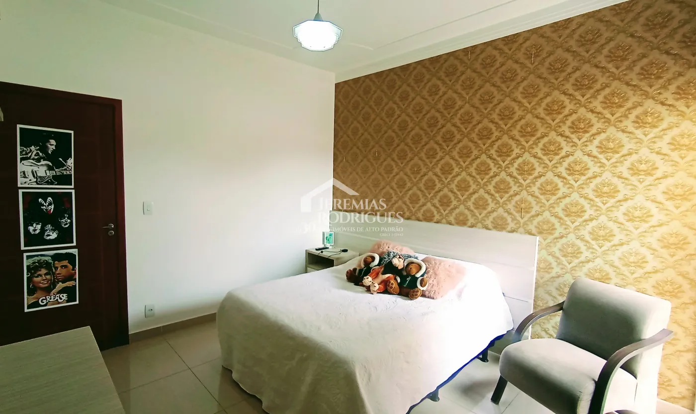 Casa para venda e locação com 4 dormitórios no Condomínio Jatobá em Tremembé/SP.