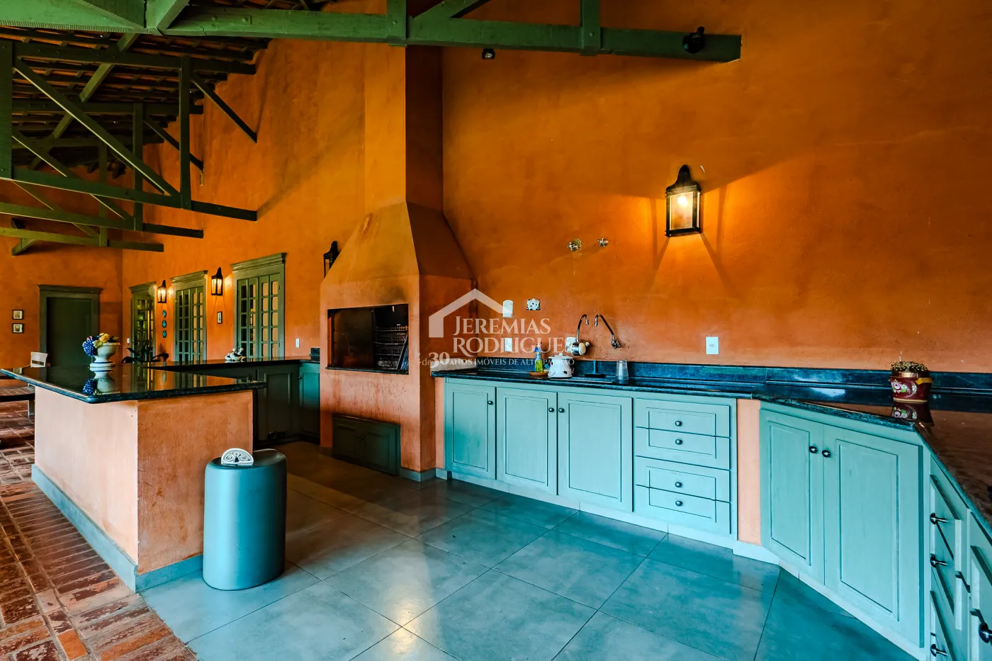 Casa à venda por R$ 6.200.000,00 - Cunha/SP