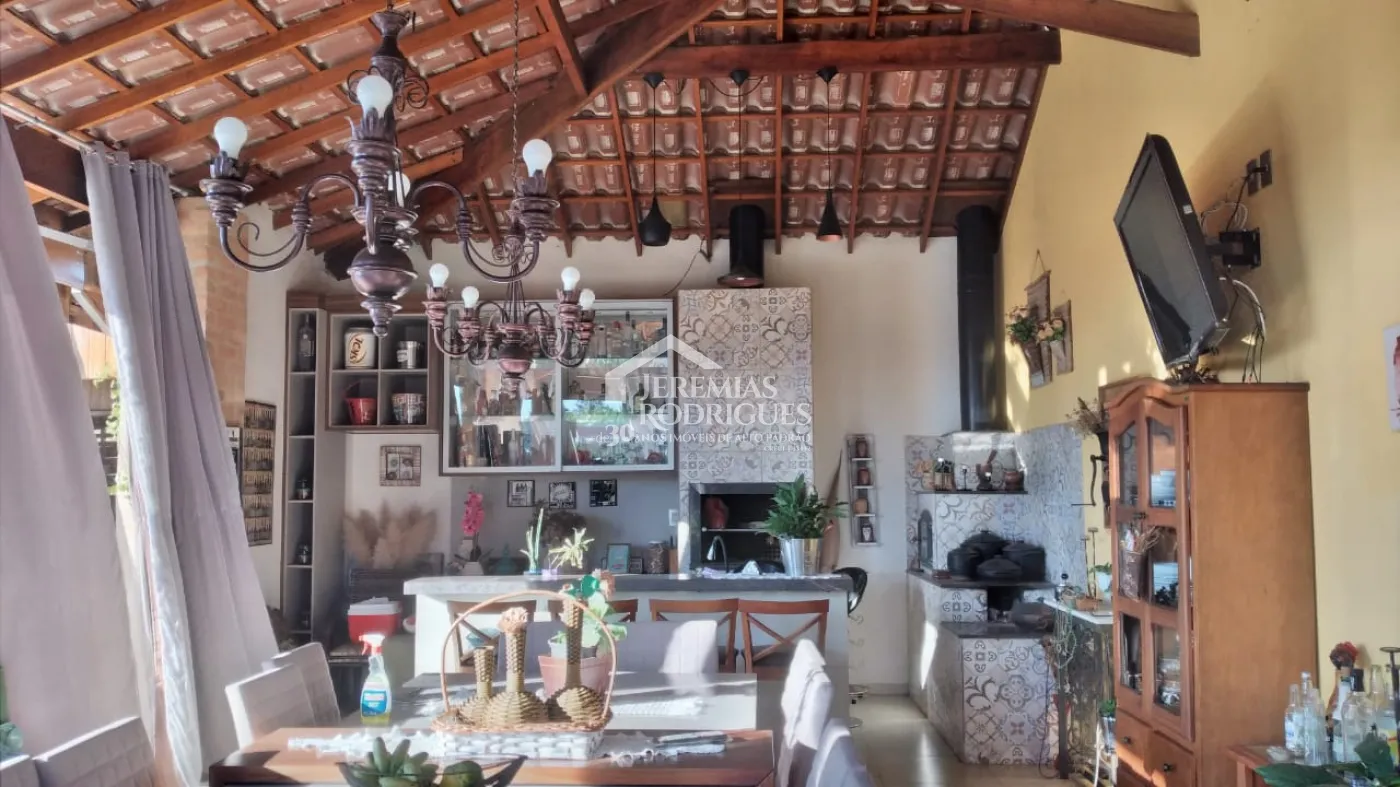 Casa com 3 dormitórios, 300 m² - Condomínio Chácara São Felix - Taubaté/SP