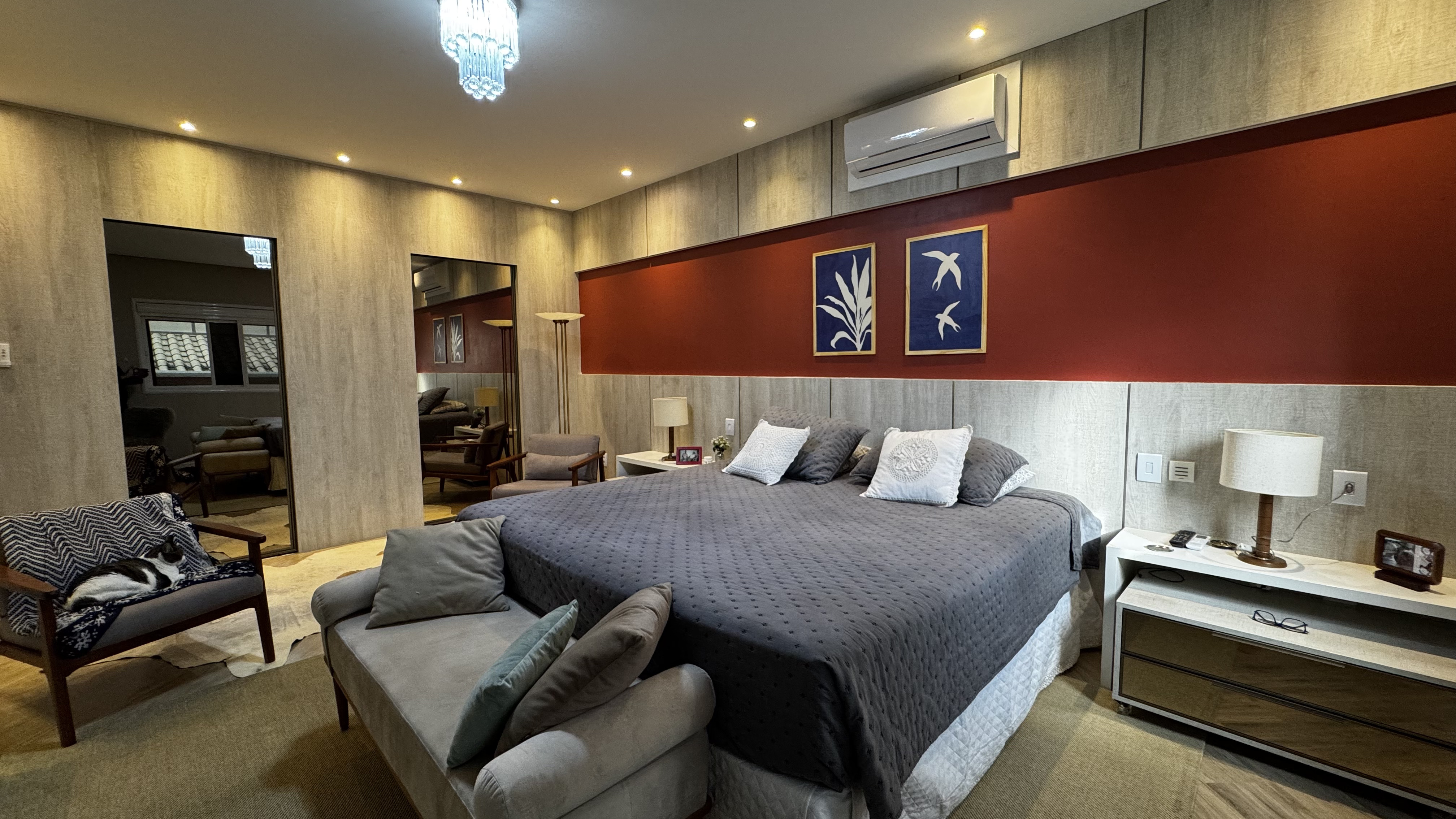 Casa à venda com 3 suítes no Condomínio Reserva dos Lagos em Pindamonhangaba/SP.