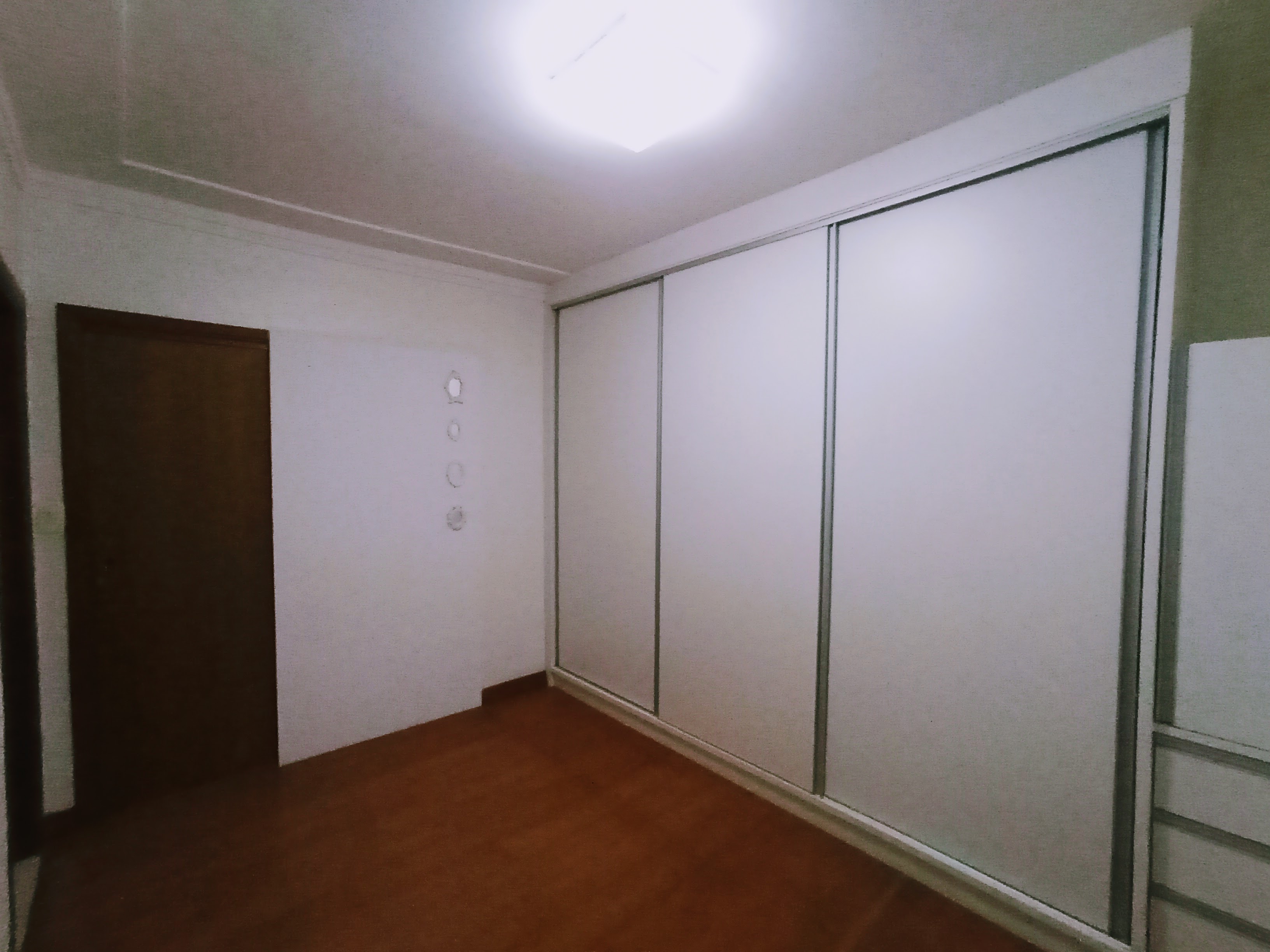 Apartamento à venda com 3 dormitórios, 171 m² no Condomínio Green Tower em Taubaté/SP.