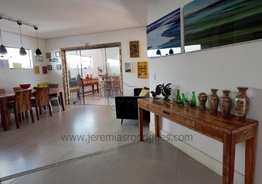 Casa à venda por R$ 2.200.000,00 - Tremembé/SP