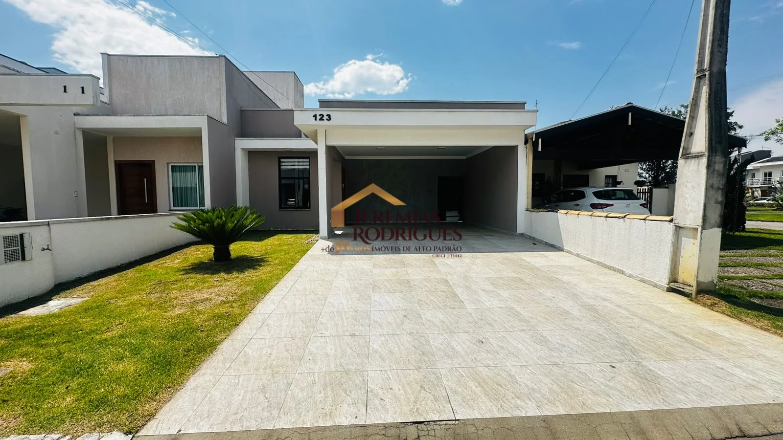 Casa para venda e locação no Condomínio Village do Sol em Pindamonhangaba/SP.  — foto 2