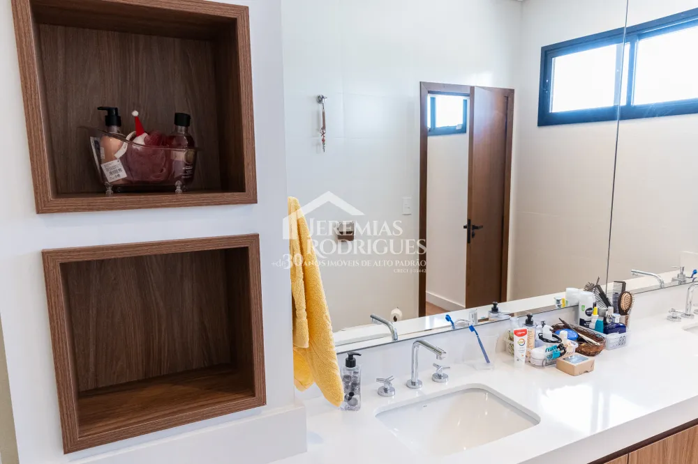Casa com 4 suítes, 529,3 m² - Condomínio Colonial Village II - Pindamonhangaba/SP