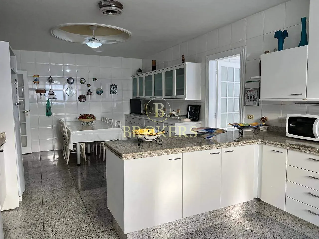 Exclusividade e lazer absoluto no Park Palace: Mansão com 8 suítes, boate privativa e 1.358m² na Ba — foto 18