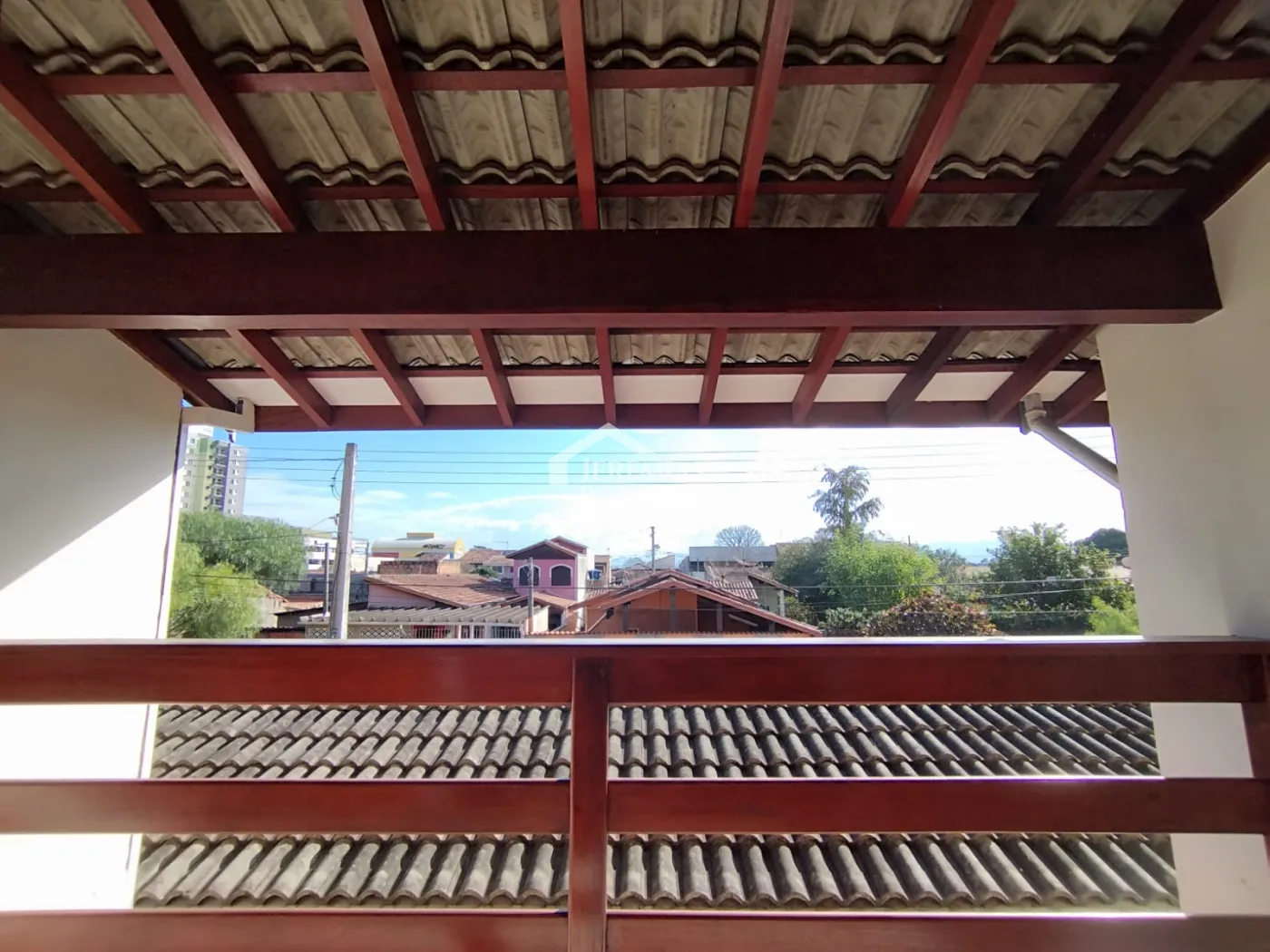 Casa à venda com 4 dormitórios no bairro Alto do Cardoso em Pindamonhangaba/SP.