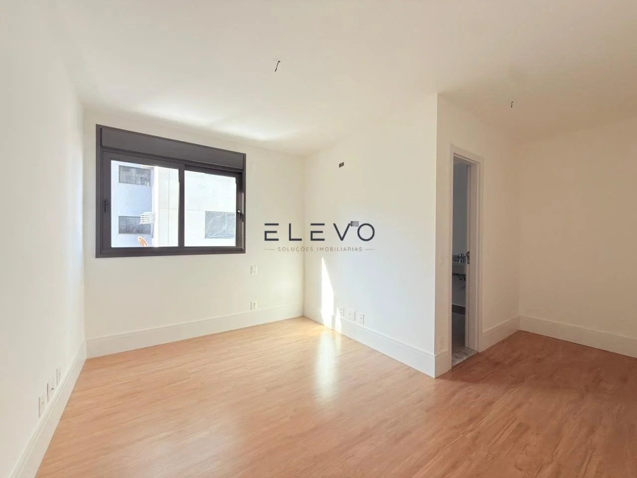 Apartamento à Venda no Plaenge Signature Maringá | 3 Suítes | Proximo a Catedral