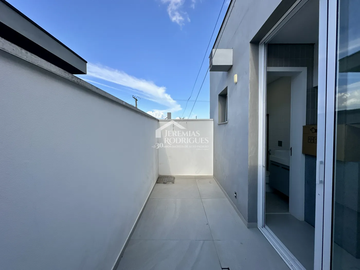 Casa à venda no Condomínio Residencial Terras de San Marco em Taubaté/SP.