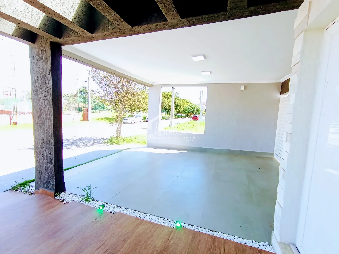 Casa para venda com 3 dormitórios no Condomínio Residencial Tecoara em Taubaté/SP