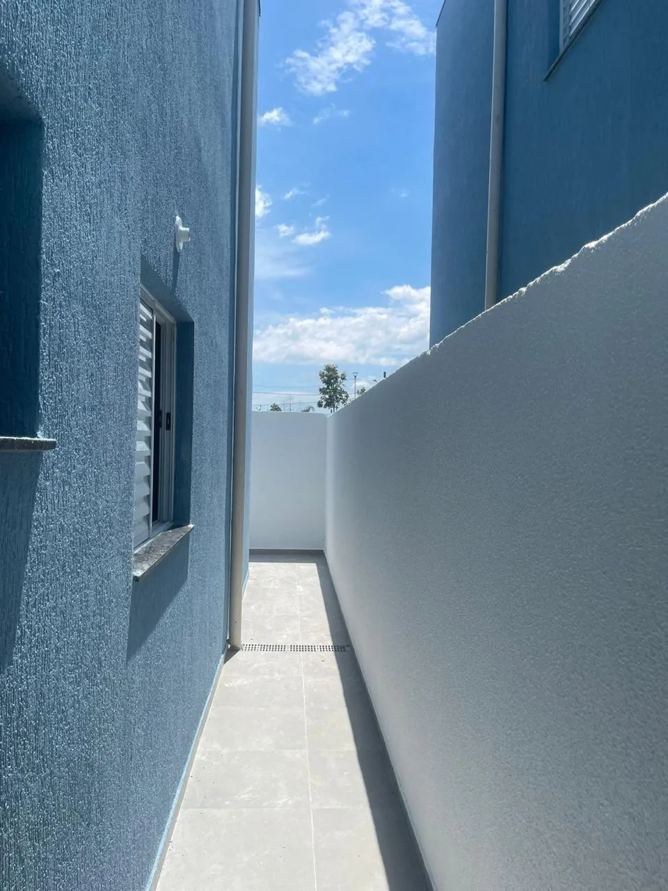 Apartamento térreo com quintal no Portal dos Eucaliptos em Pindamonhangaba 