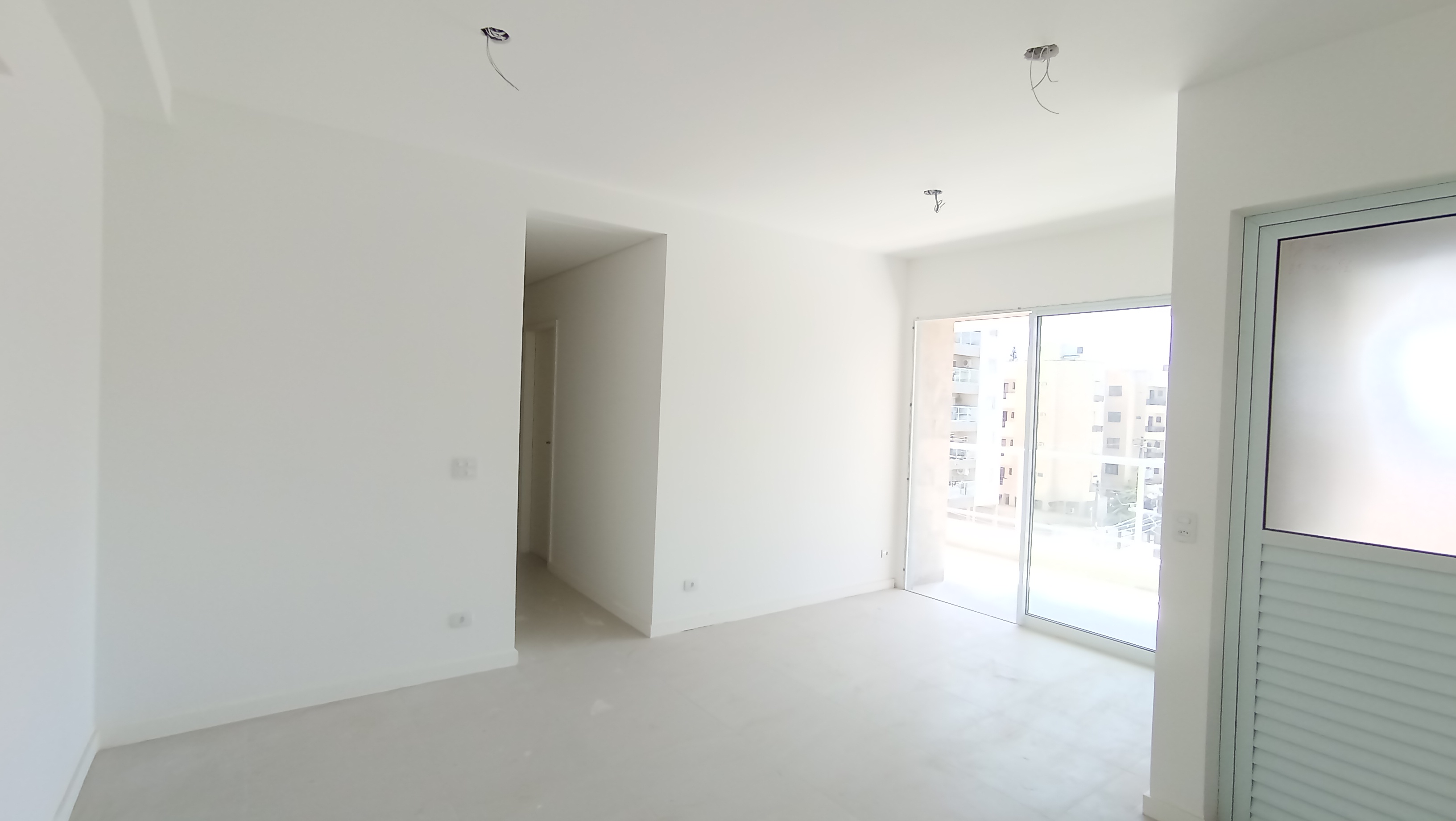Apartamento à venda com 3 dormitórios, 98 m² no Condomínio Porto Gaia em Ubatuba/SP.