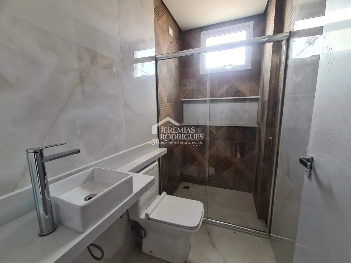 Apartamento com 3 suítes, 130 m² - Edifício Jardins Residence - Taubaté/SP.