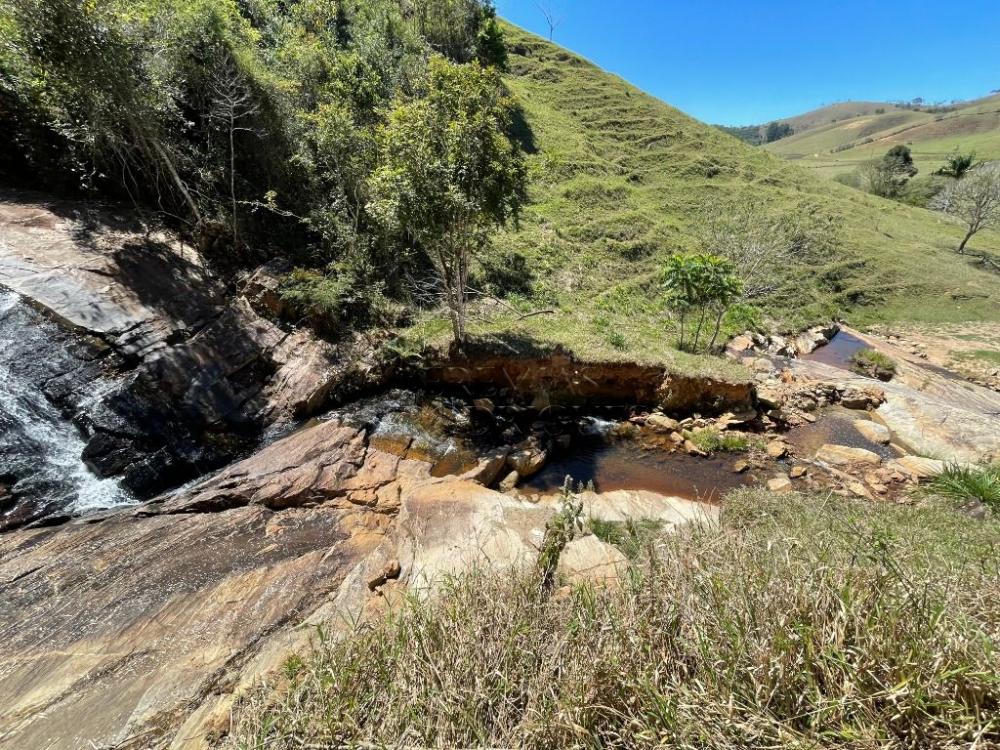 Fazenda com 2 quartos, 2.553.500 m², à venda por R$ 5.800.000- Lorena - Lorena/SP