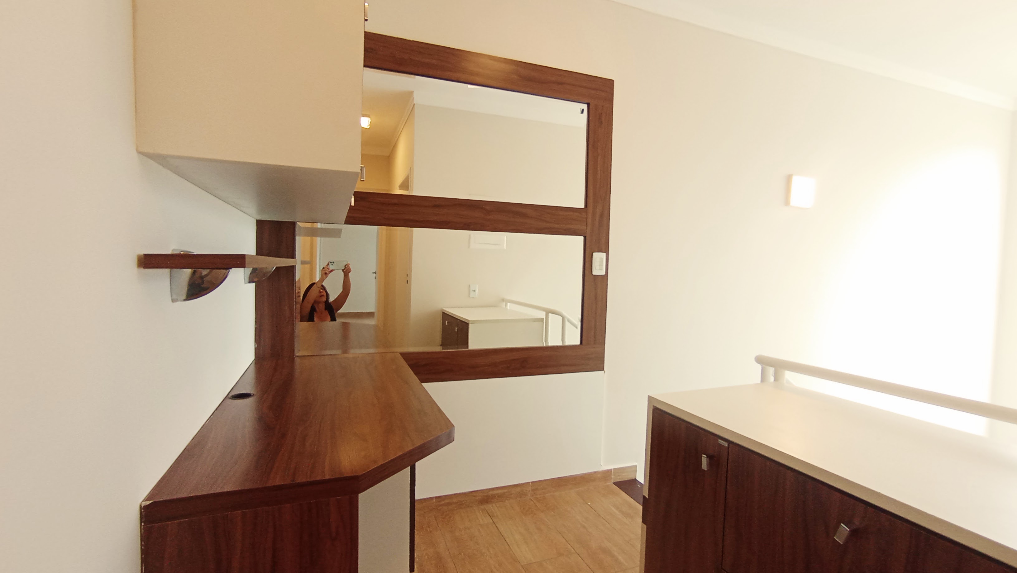 Casa para locação com 3 suítes no Condomínio Campos do Conde II - Chambord em Tremembé/SP.