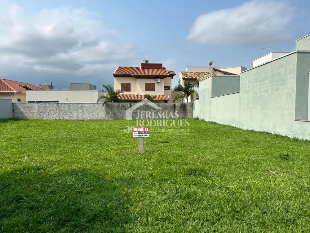 Terreno com 275 m² - Condomínio Campos do Conde - Tremembé/SP
