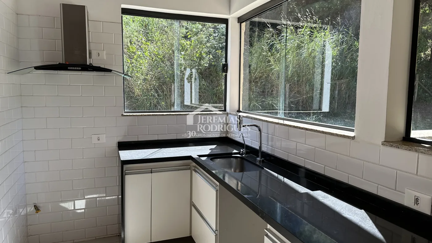 Casa com 3 dormitórios, 200 m² - Condomínio Country Club - Taubaté/SP