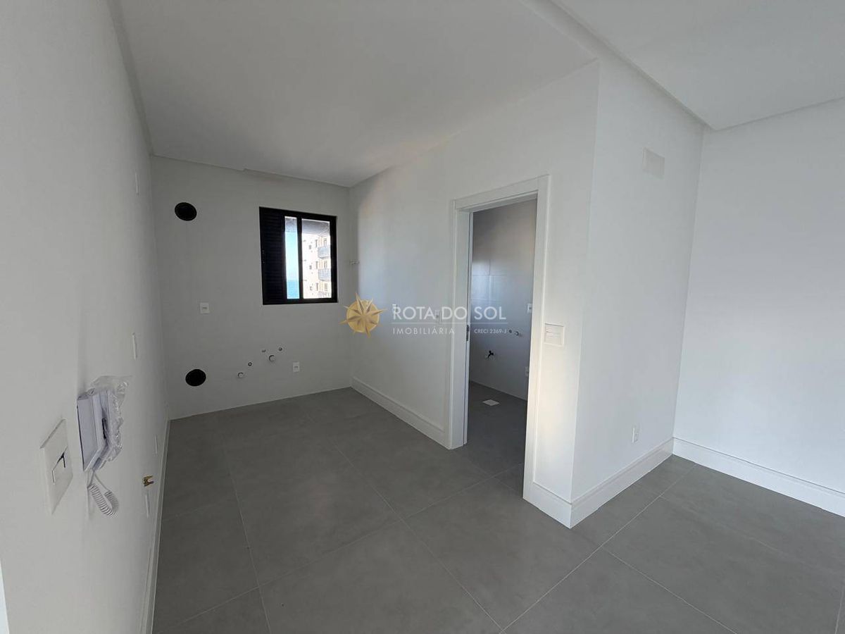 Diamond Tower Apartamento Quadra Mar 4 Suítes Meia Praia Itapema SC