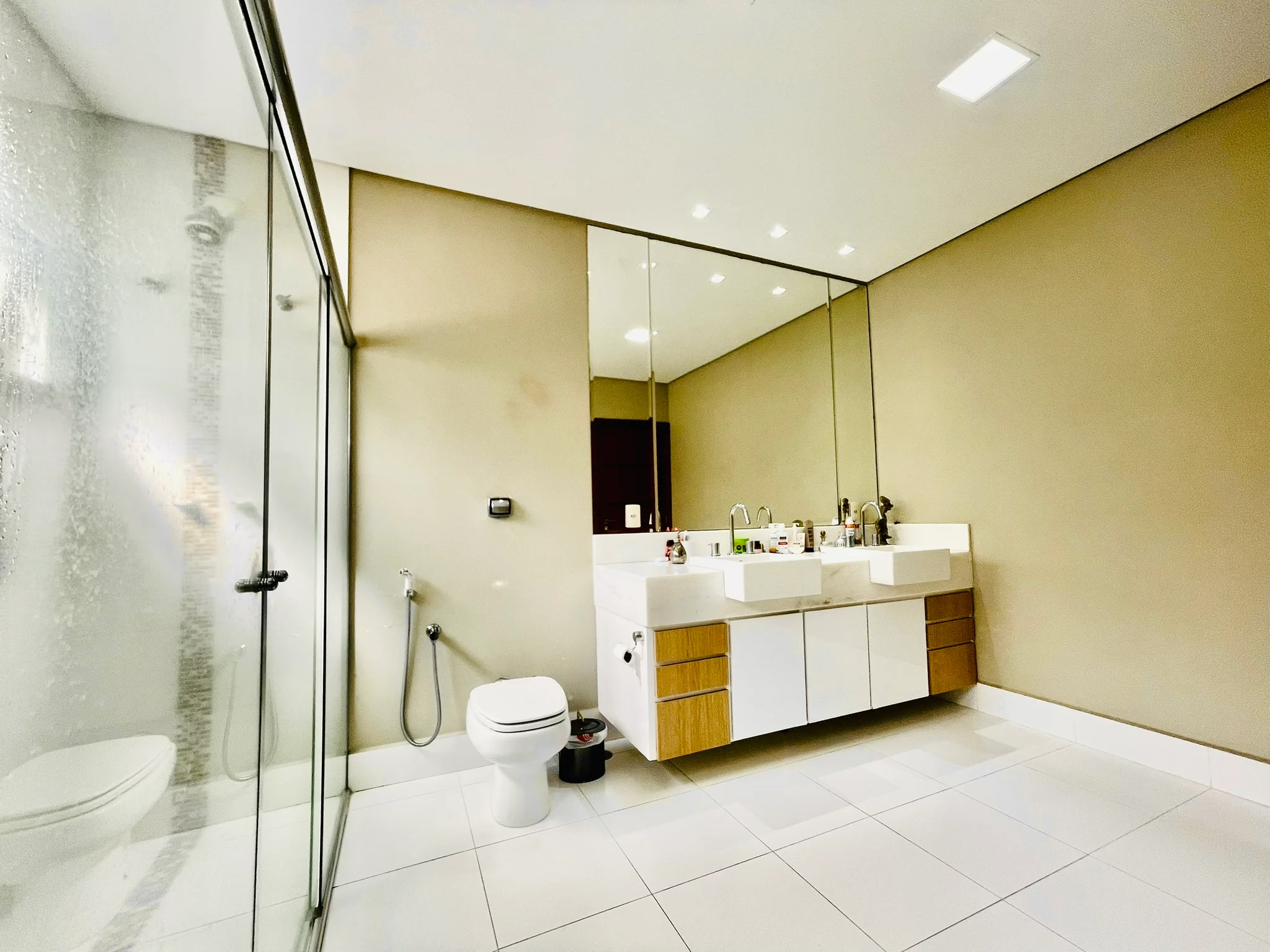 Casa à venda com 3 suítes no Condomínio Residencial San Marco em Taubaté/SP