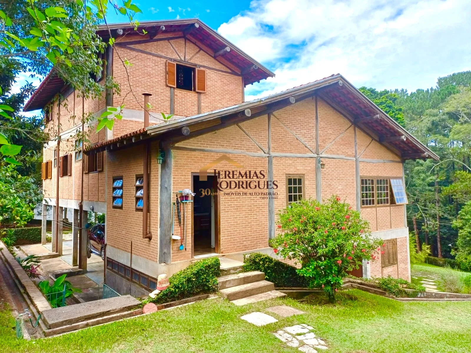 Casa à venda no Condomínio Chácaras Cataguá em Taubaté/SP. - foto 98