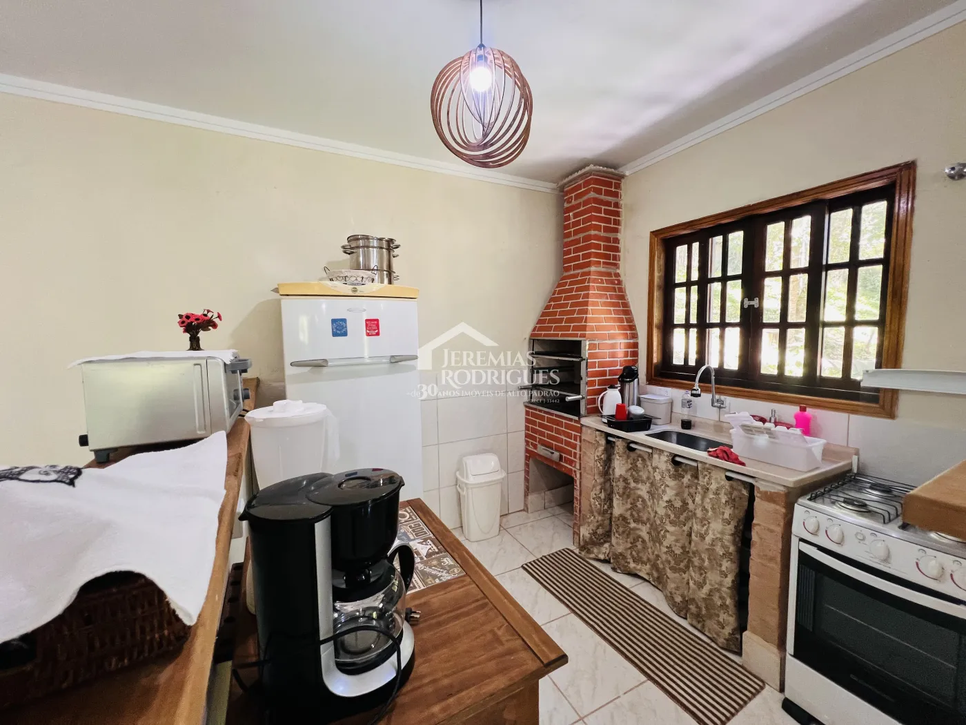 Chácara com 2 casas e 7 suítes - Loteamento Cortina D´Ampezzo - Santo Antônio do Pinhal/SP