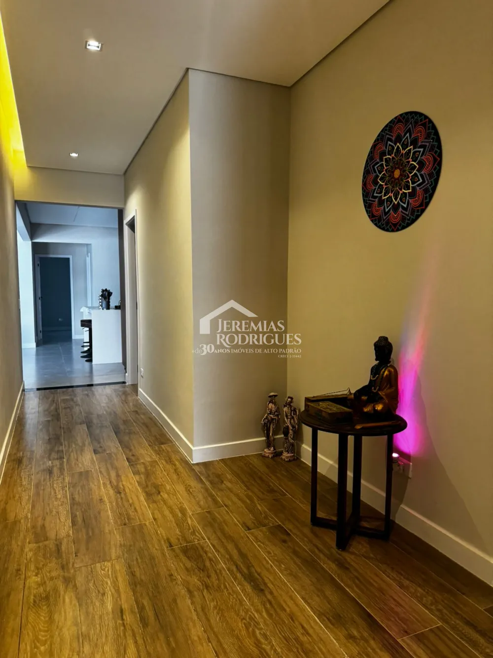 Casa com 4 suítes, 261 m² - Condomínio Altos do Cataguá - Taubaté/SP.