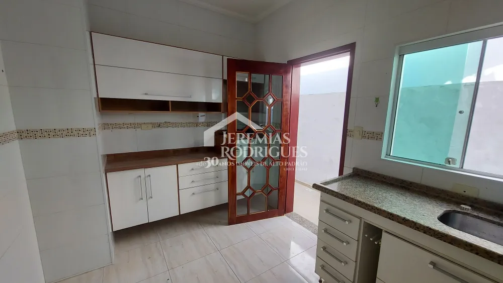 Casa com 3 quartos, 271 m² - Condomínio Village do Sol - Pindamonhangaba/SP