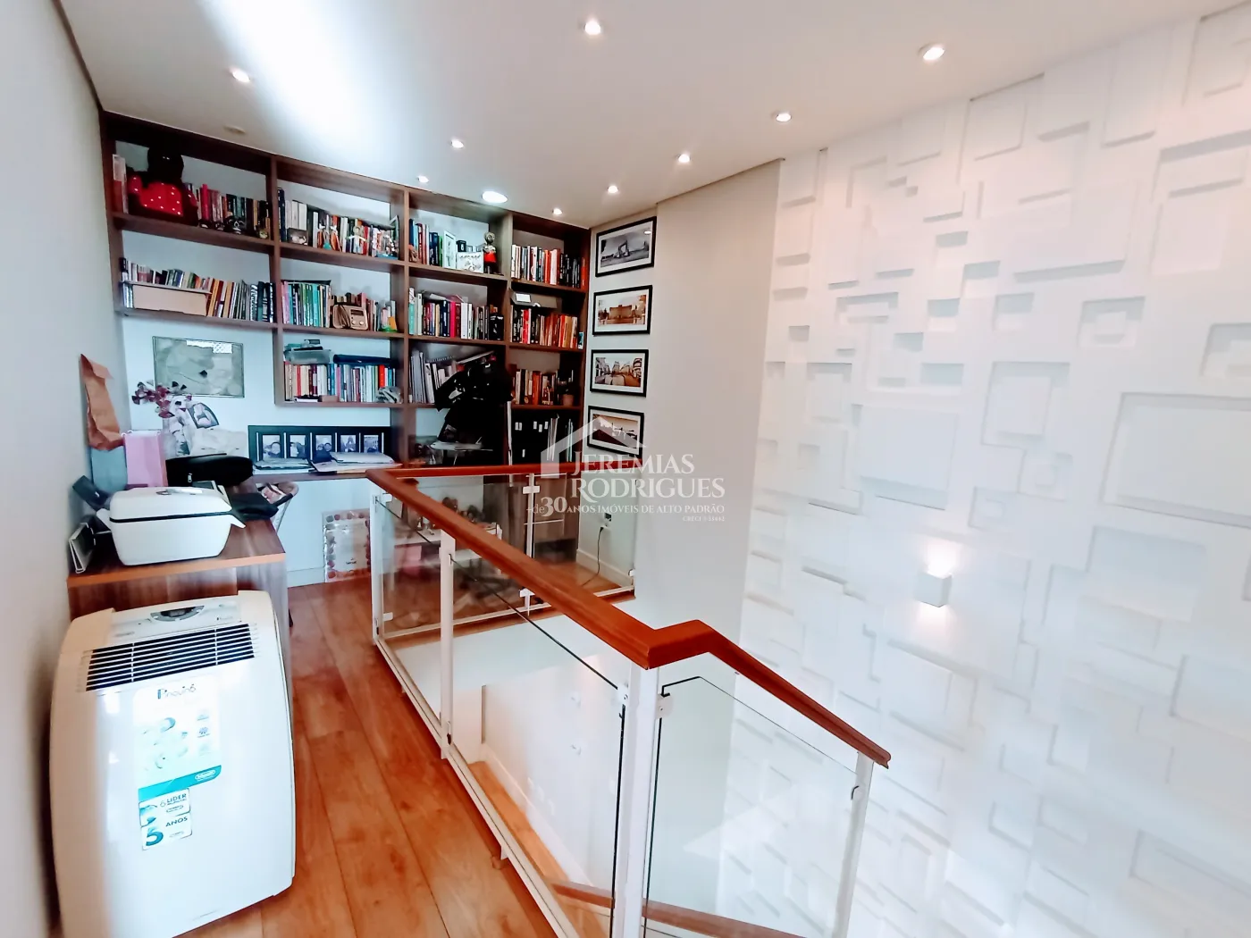 Apartamento à venda com 3 dormitórios no Edifício Jabuticabeiras em Taubaté/SP