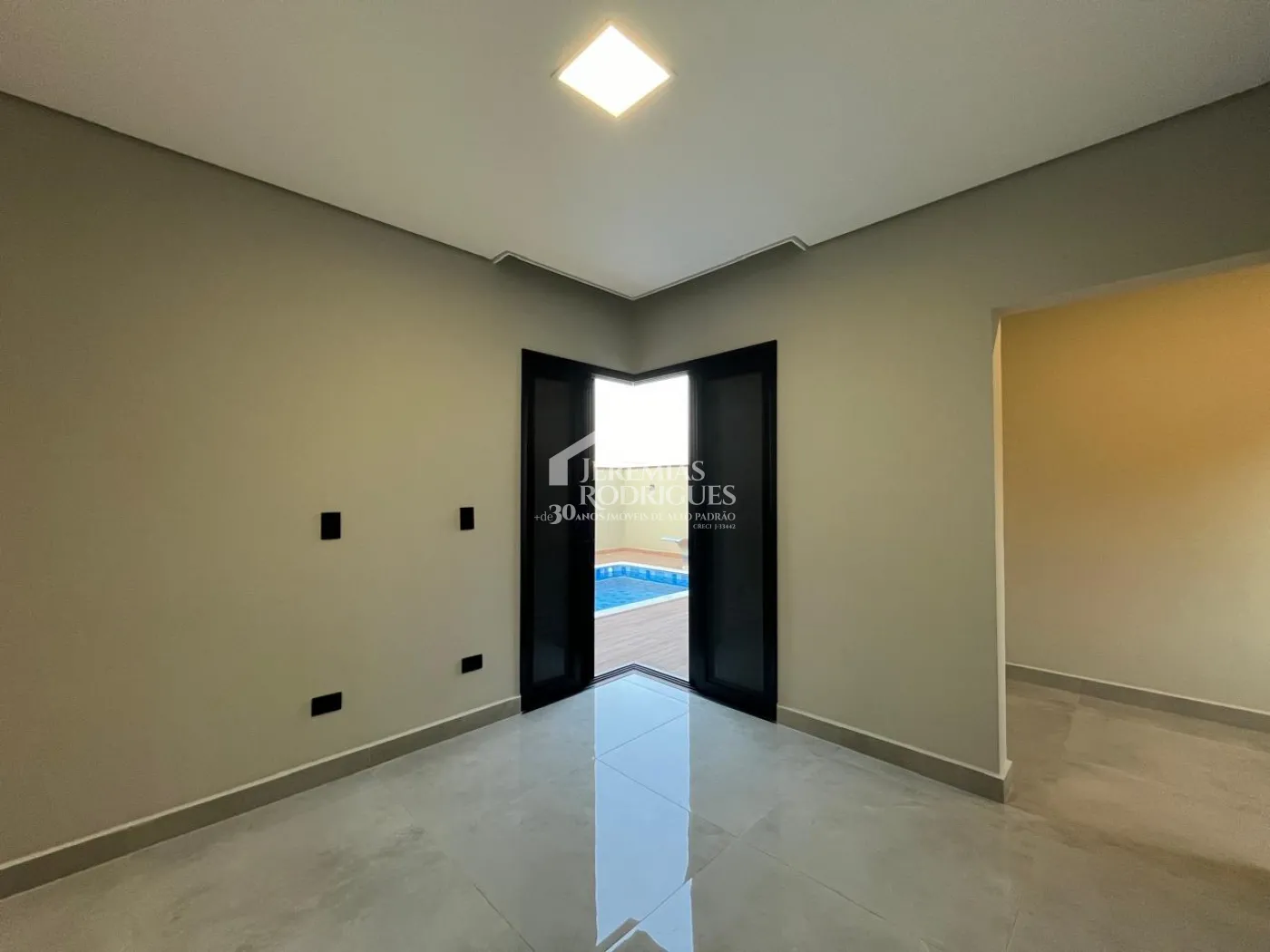Casa com 3 dormitórios, 190 m² - Condomínio Santa Mônica - Caçapava/SP.