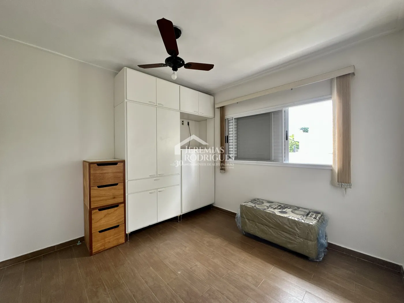 Casa para venda e locação com 4 suítes no Condomínio Campos do Conde II em Tremembé/SP