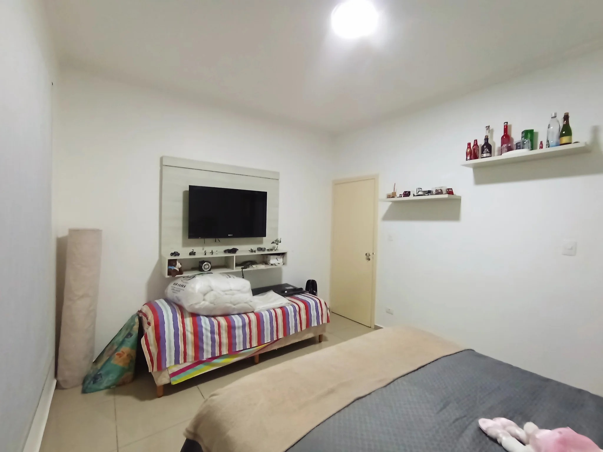 Casa à venda com 4 dormitórios no Residencial Doutor Lessa em Pindamonhangaba/SP. 