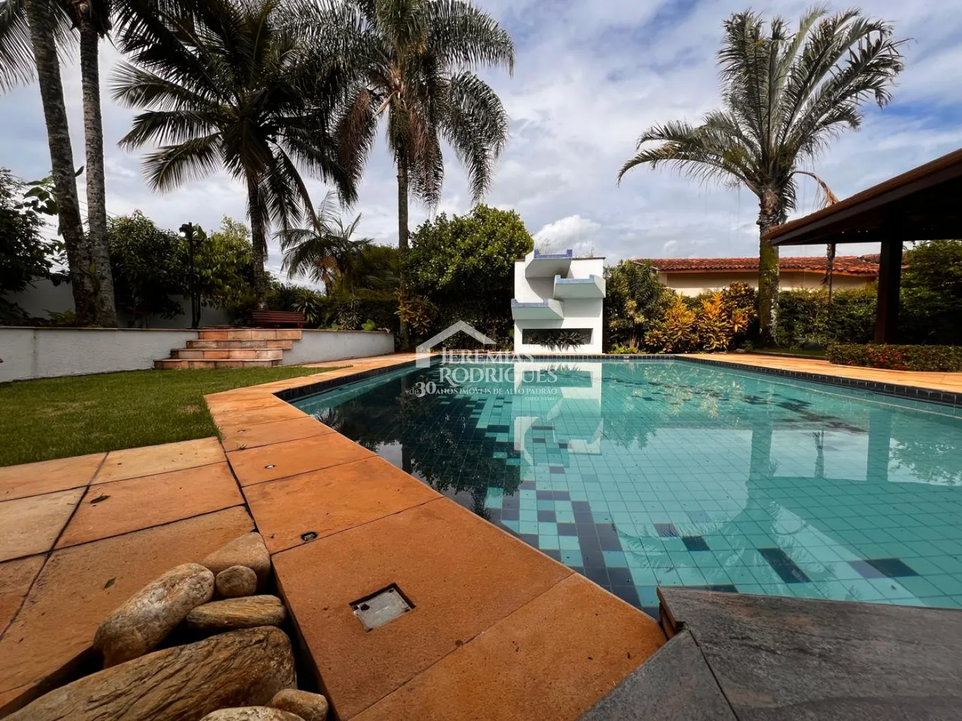 Casa com 4 dormitórios, 330 m² - Condomínio Village Paineiras- Pindamonhangaba/SP.