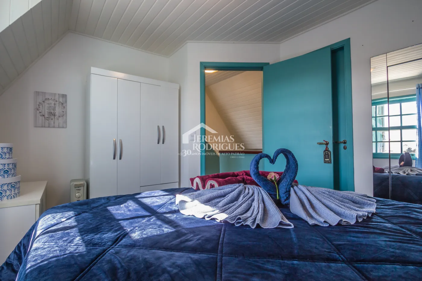 Casa com 3 suítes, 170 m² - Condomínio Jardim Monte Belo - Campos do Jordão/SP