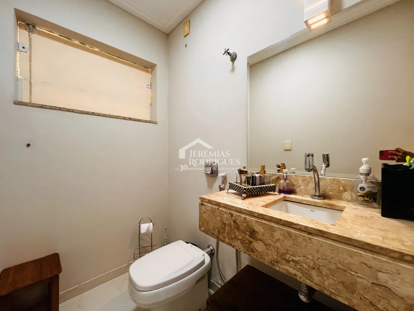 Casa com 4 dormitórios, 394 m² - Alto São Pedro - Taubaté/SP.