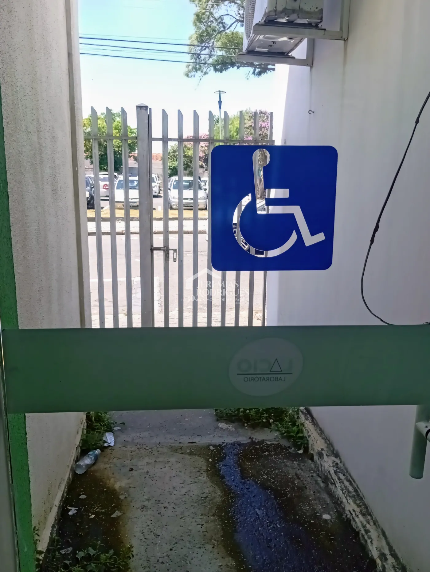 Ponto comercial para venda com 161 m² no bairro São Benedito em Pindamonhangaba/SP