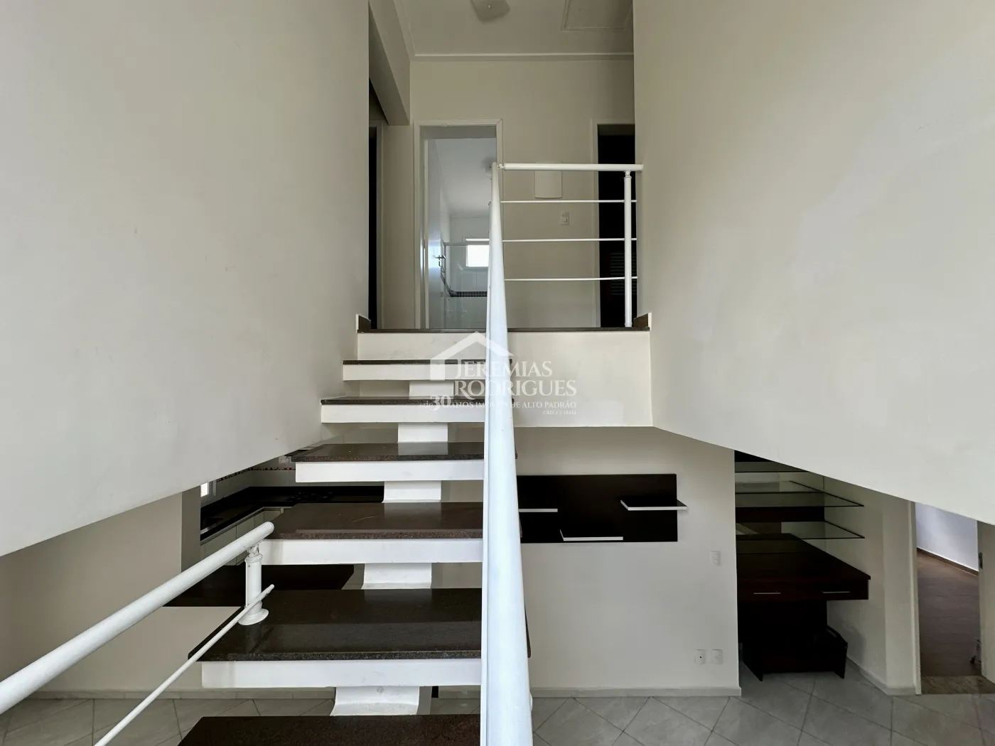 Casa para venda e locação com 4 suítes no Condomínio Campos do Conde II em Tremembé/SP