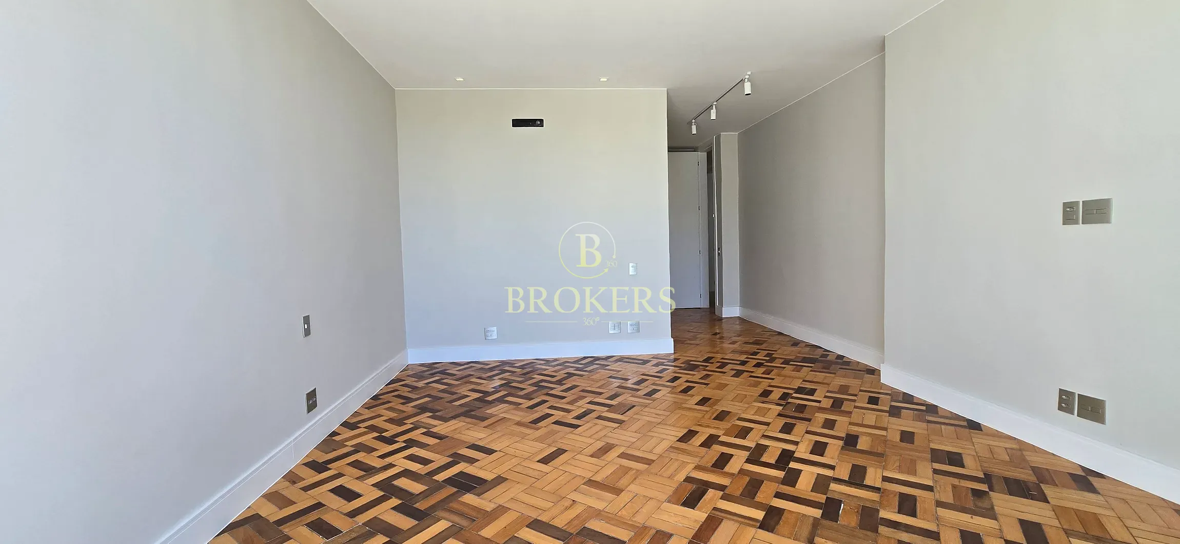 Cobertura linear, modernizada à venda no Leblon, São 460m², 4 suítes, vista indevassável para o Jar — foto 47