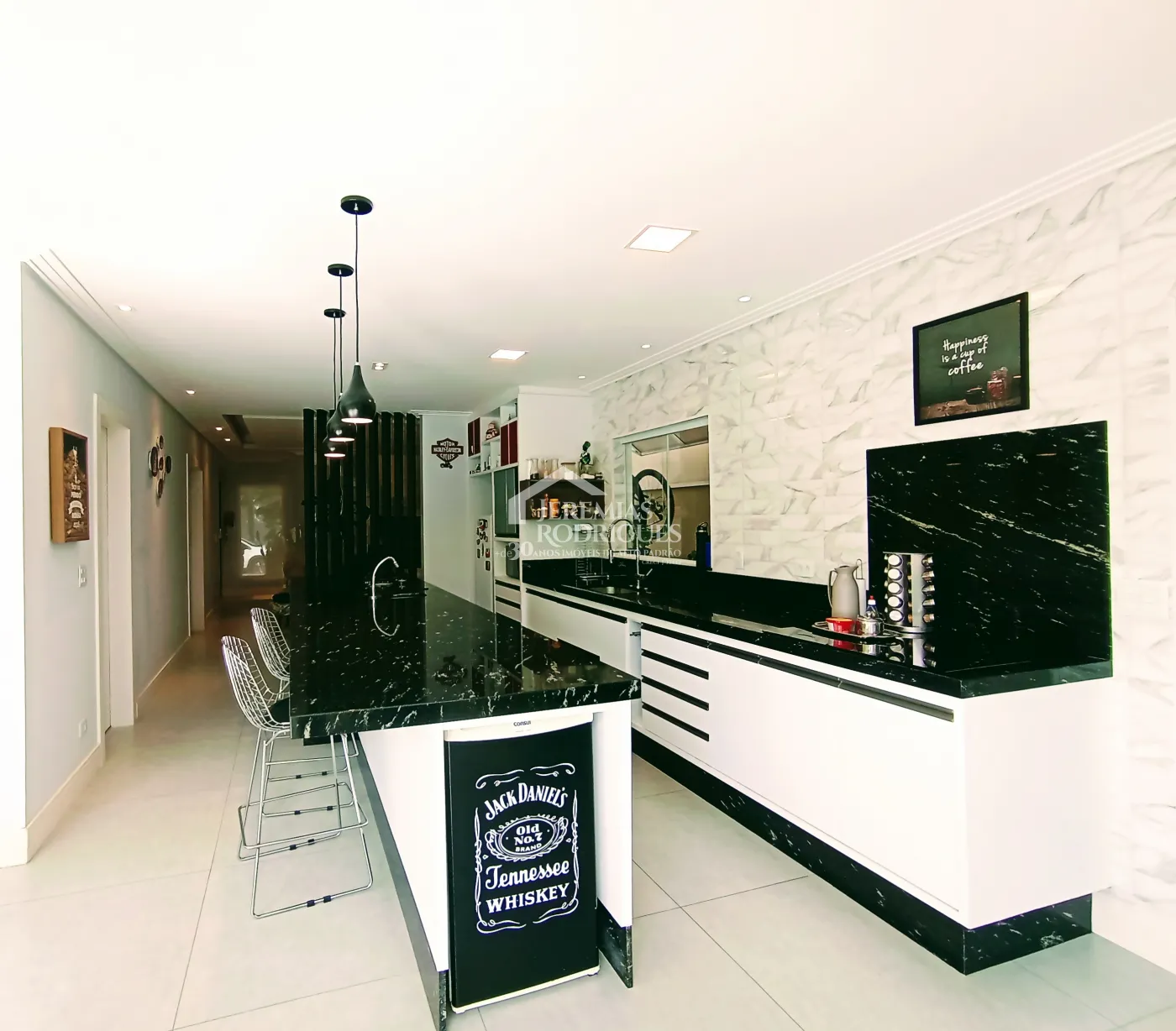 Casa à venda com 4 suítes no Condomínio Altos da Serra VI em São José dos Campos/SP