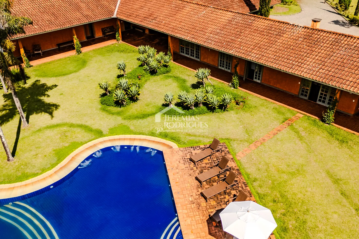 Casa à venda por R$ 6.200.000,00 - Cunha/SP