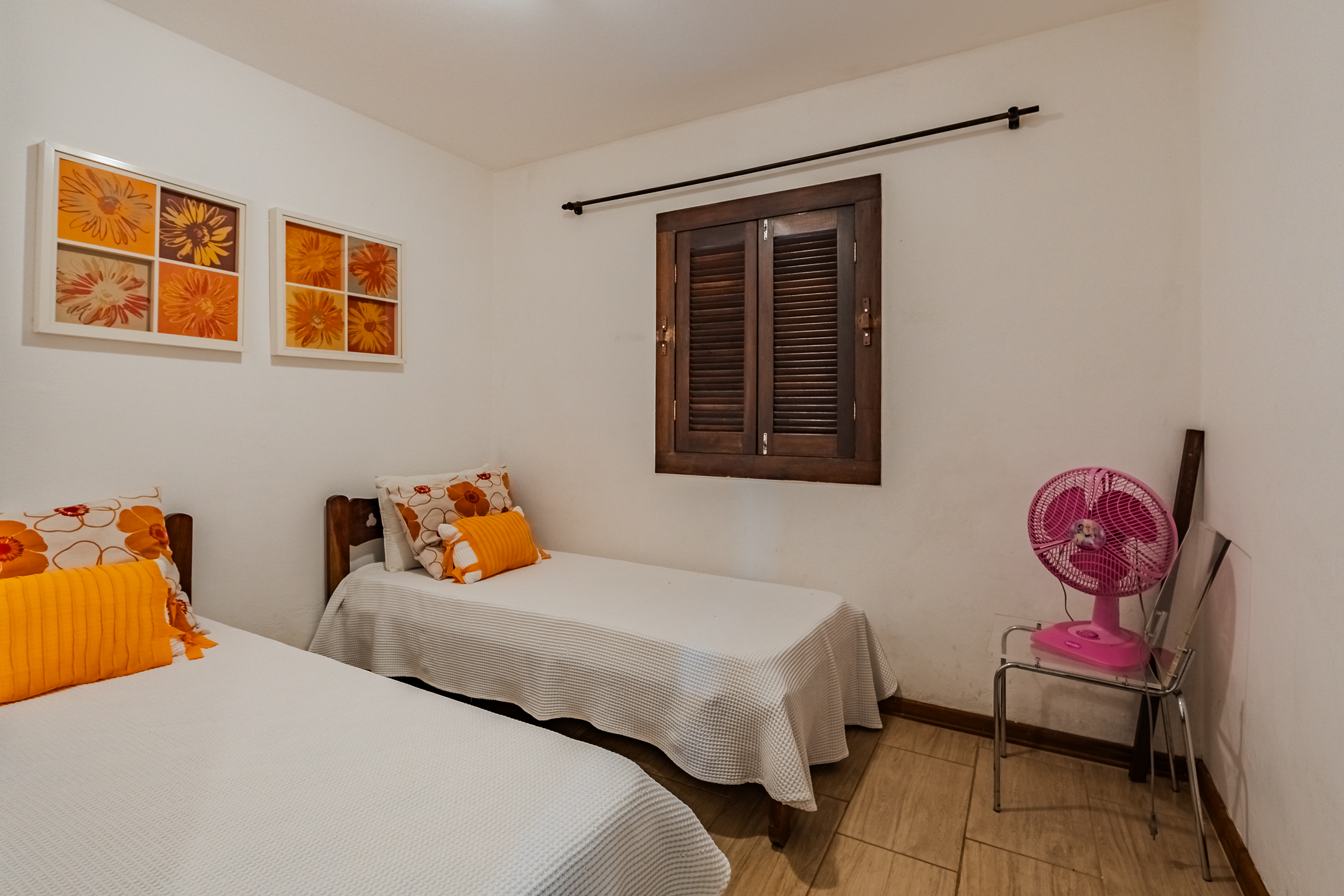 Sitio à venda com 9 dormitórios em São Luiz do Paraitinga/SP.