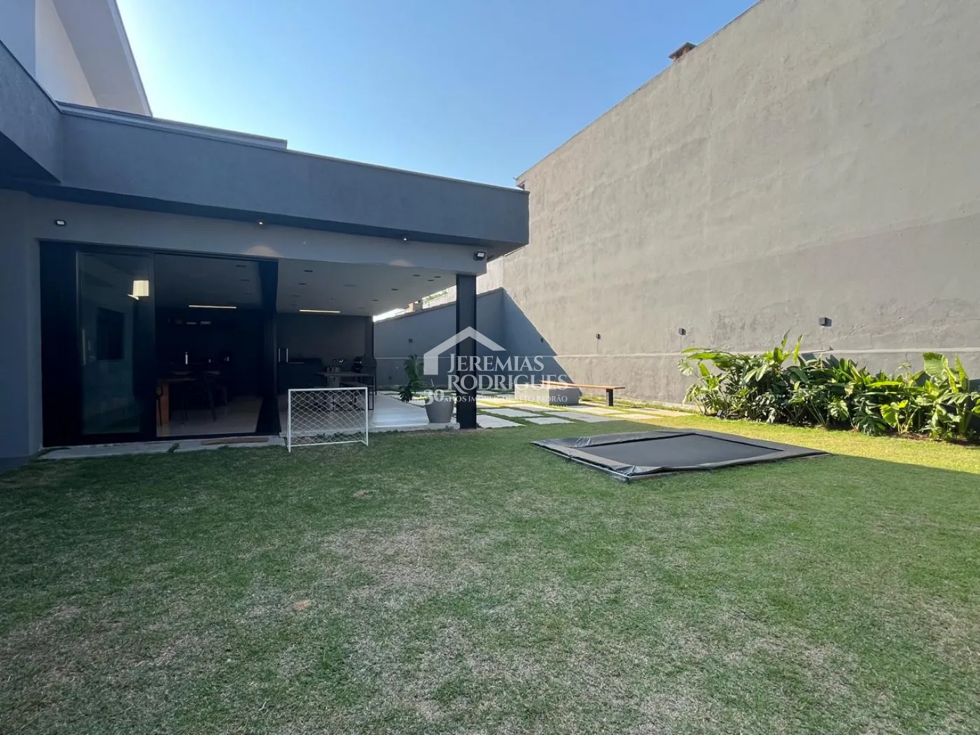 Casa com 3 dormitórios, 300 m² - Residencial Santa Helena - Caçapava/SP