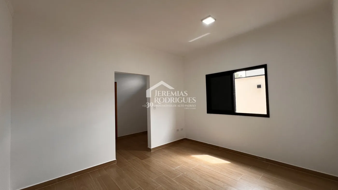 Casa para venda com 3 dormitórios no Condomínio Residencial Tecoara em Taubaté/SP