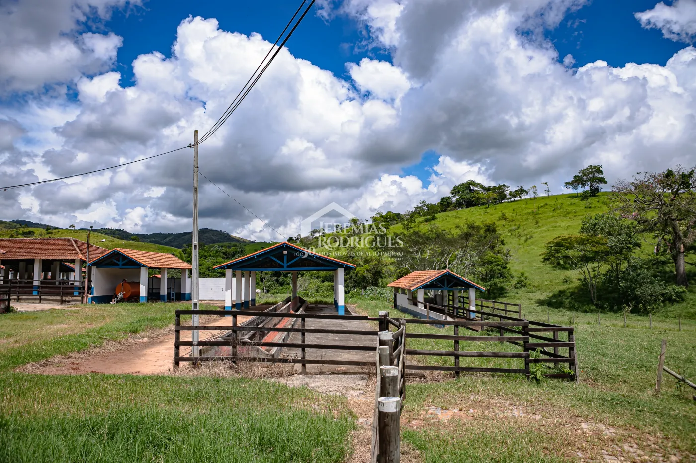 Fazenda com 2.808.000 m² - Caçapava/SP