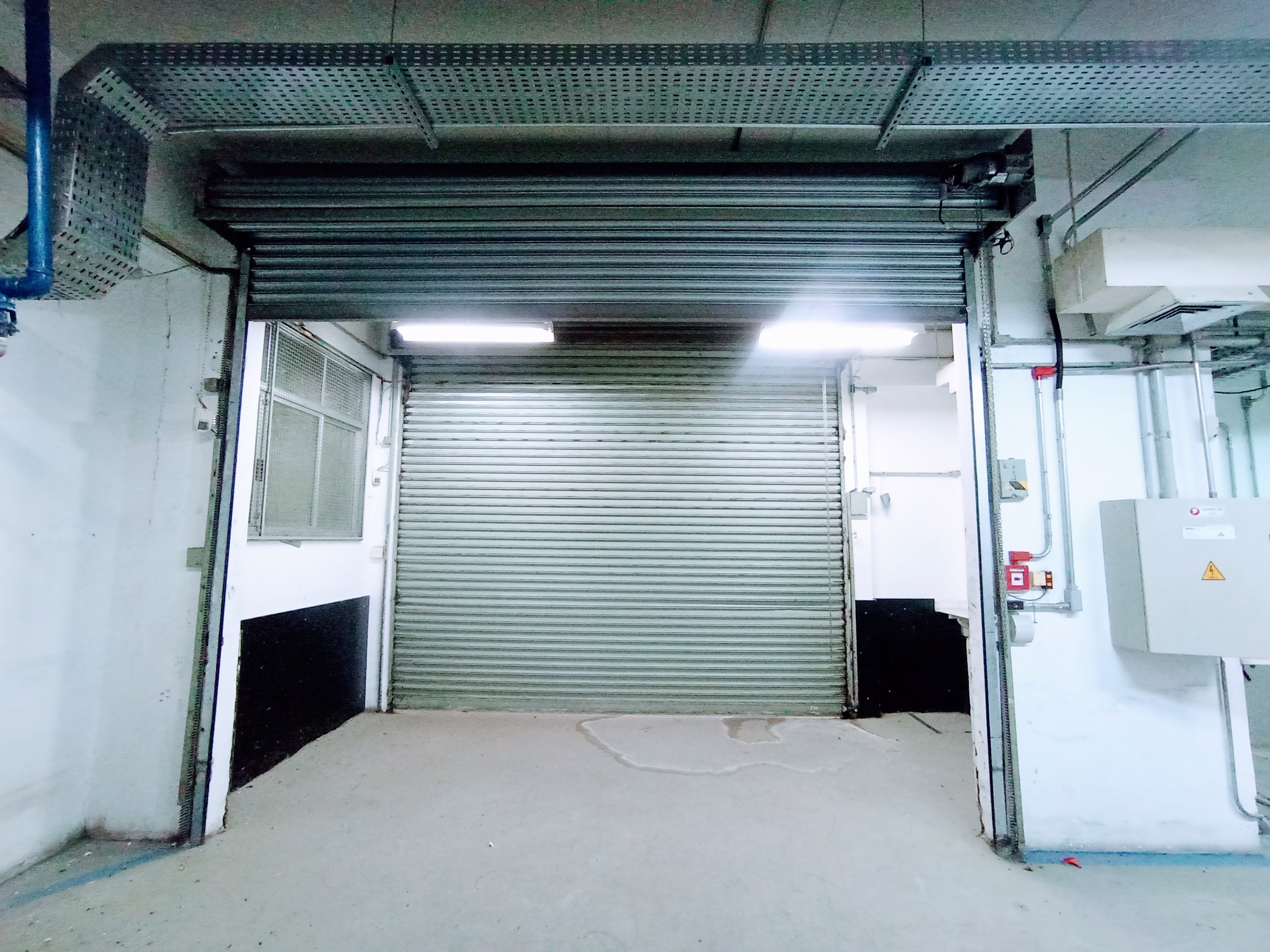 Prédio para venda e locação, 6.000 m² no bairro Jardim Independência em Taubaté/SP.