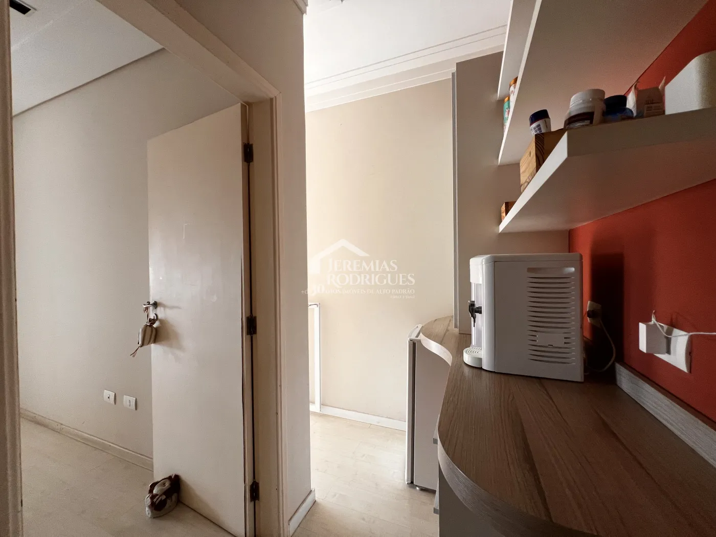 Casa com 4 dormitórios, 394 m² - Alto São Pedro - Taubaté/SP.