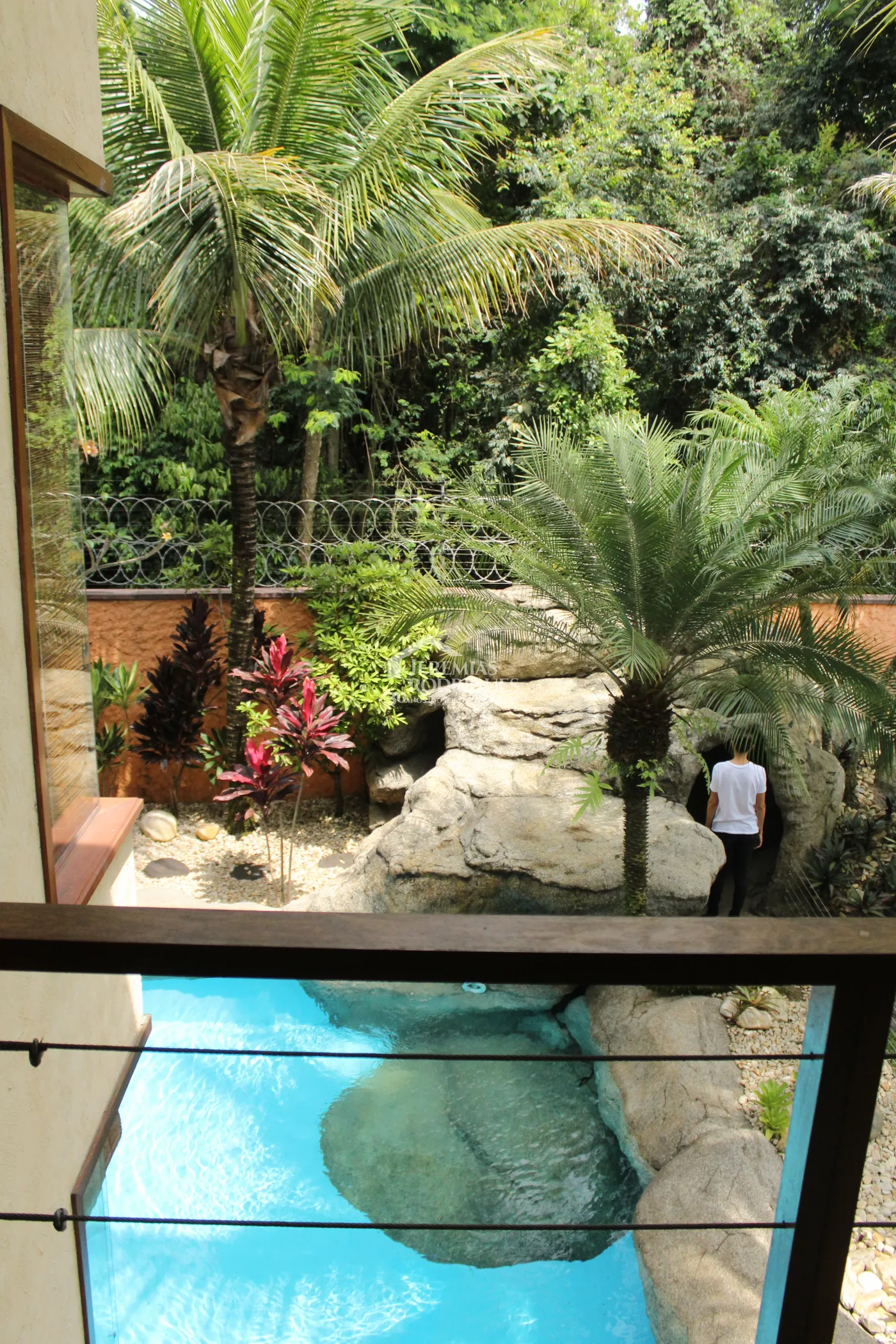 Casa para venda e locação com 5 dormitórios no Condomínio Taubaté Village em Taubaté/SP.