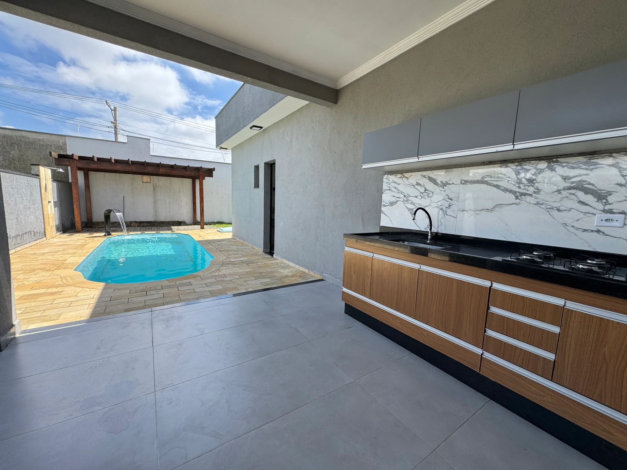 Casa para locação no Condomínio Villa di Vitta em Taubaté/SP. 